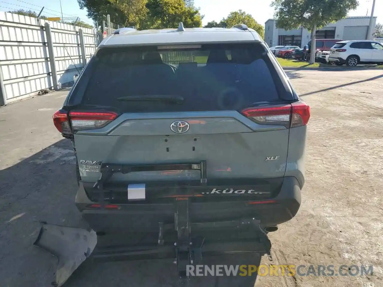 6 Photograph of a damaged car 2T3W1RFV5MW175067 TOYOTA RAV4 2021