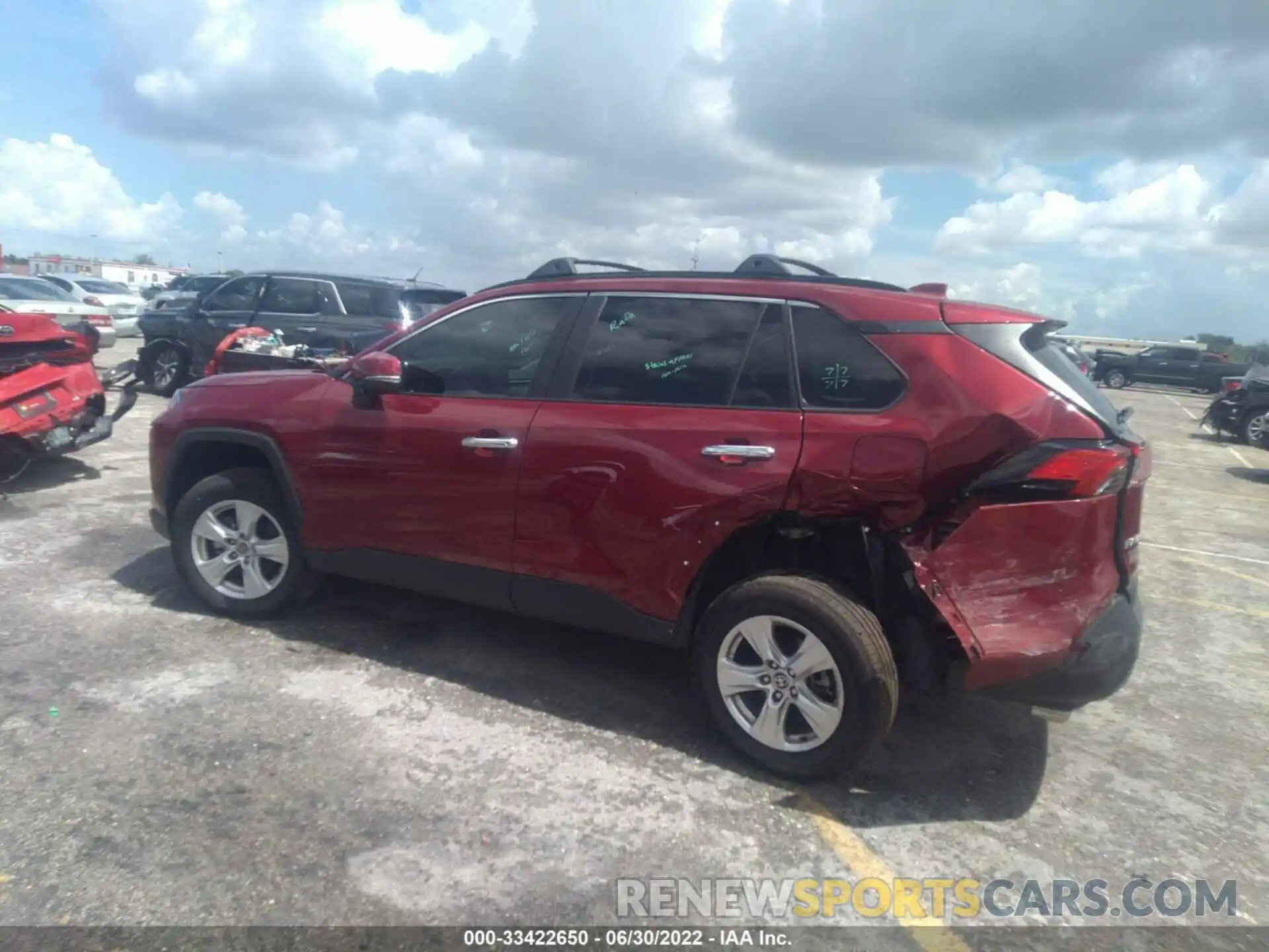 6 Photograph of a damaged car 2T3W1RFV5MW179412 TOYOTA RAV4 2021