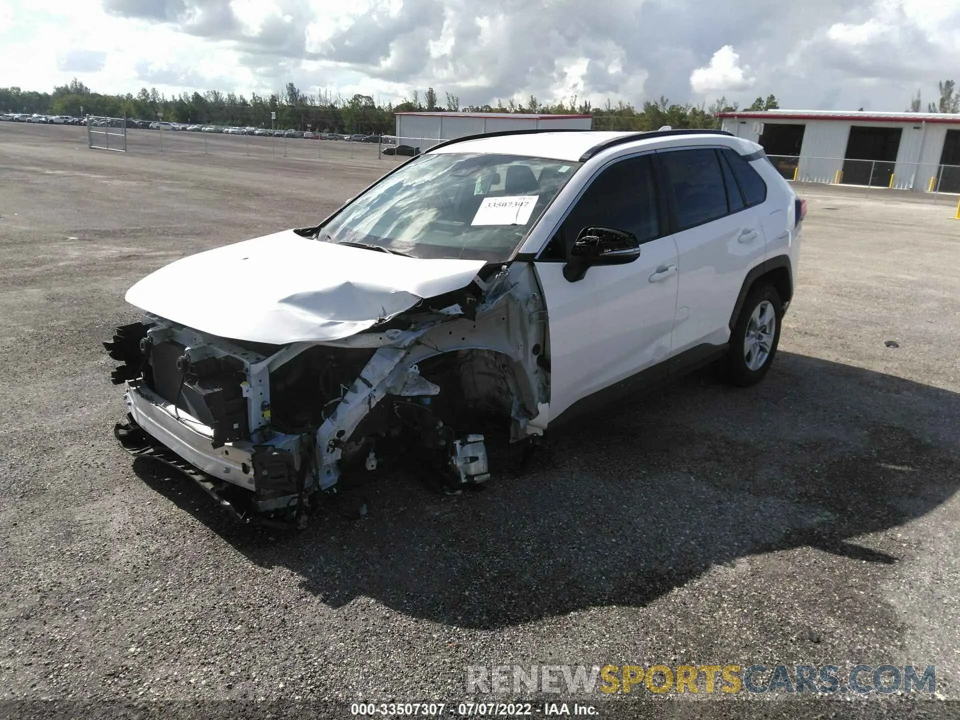 2 Photograph of a damaged car 2T3W1RFV6MC090398 TOYOTA RAV4 2021