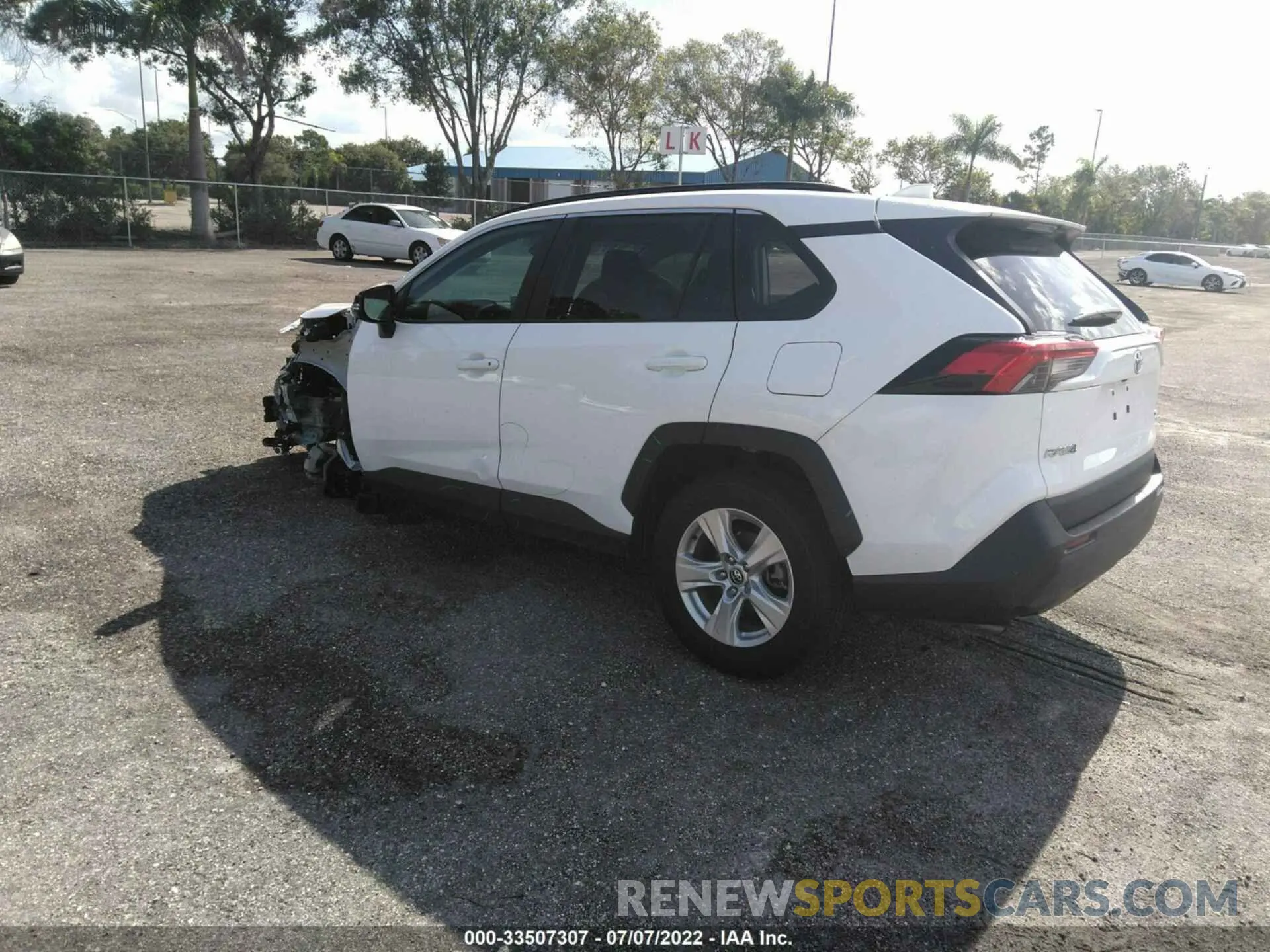 3 Photograph of a damaged car 2T3W1RFV6MC090398 TOYOTA RAV4 2021