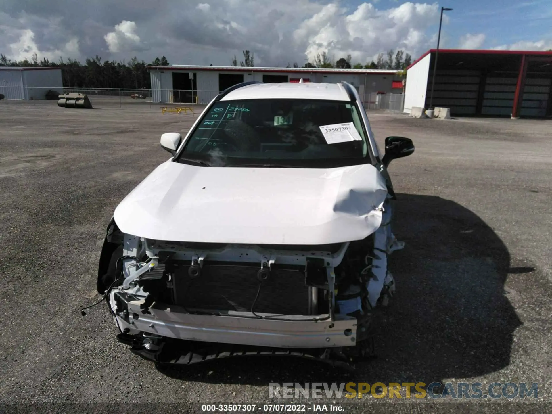 6 Photograph of a damaged car 2T3W1RFV6MC090398 TOYOTA RAV4 2021