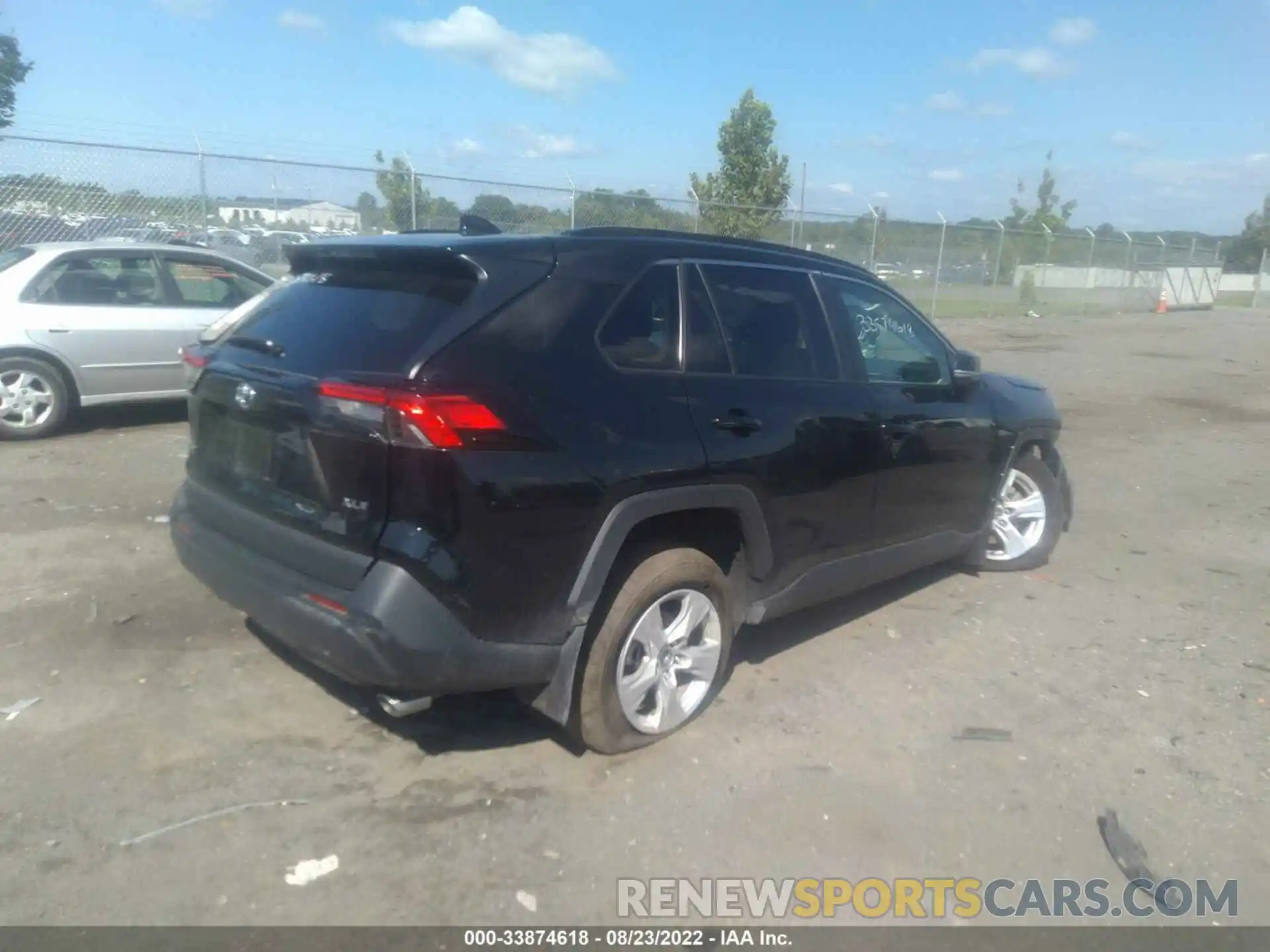 4 Photograph of a damaged car 2T3W1RFV6MC106860 TOYOTA RAV4 2021