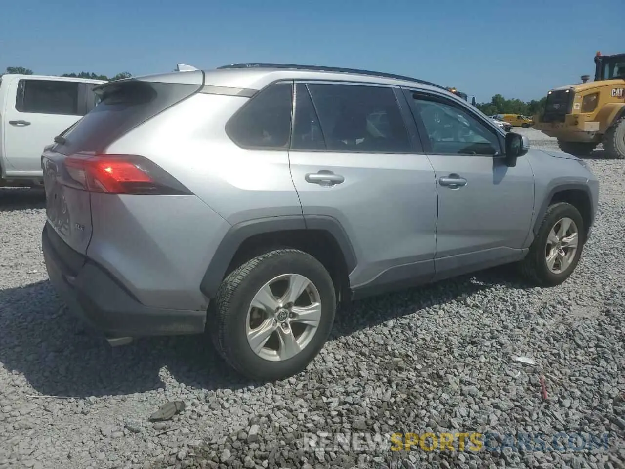3 Photograph of a damaged car 2T3W1RFV6MC111380 TOYOTA RAV4 2021