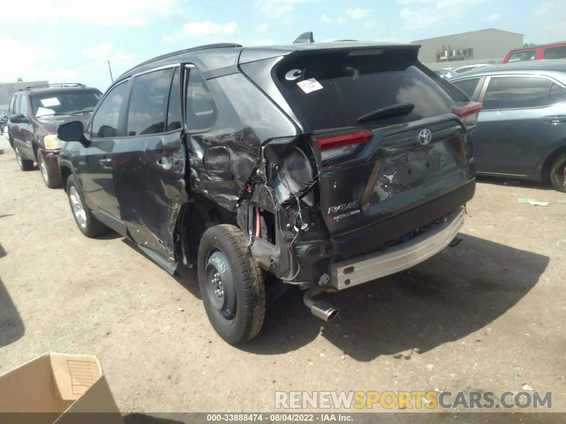 3 Photograph of a damaged car 2T3W1RFV6MC116675 TOYOTA RAV4 2021