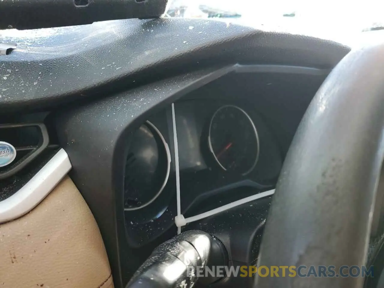 9 Photograph of a damaged car 2T3W1RFV6MC135016 TOYOTA RAV4 2021