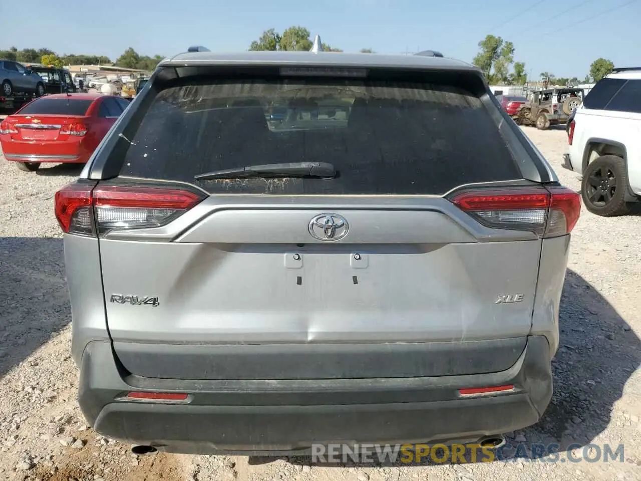 6 Photograph of a damaged car 2T3W1RFV6MC135453 TOYOTA RAV4 2021