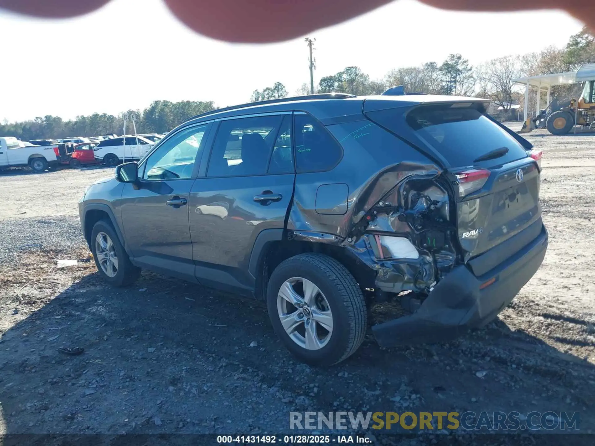 3 Photograph of a damaged car 2T3W1RFV6MC141933 TOYOTA RAV4 2021