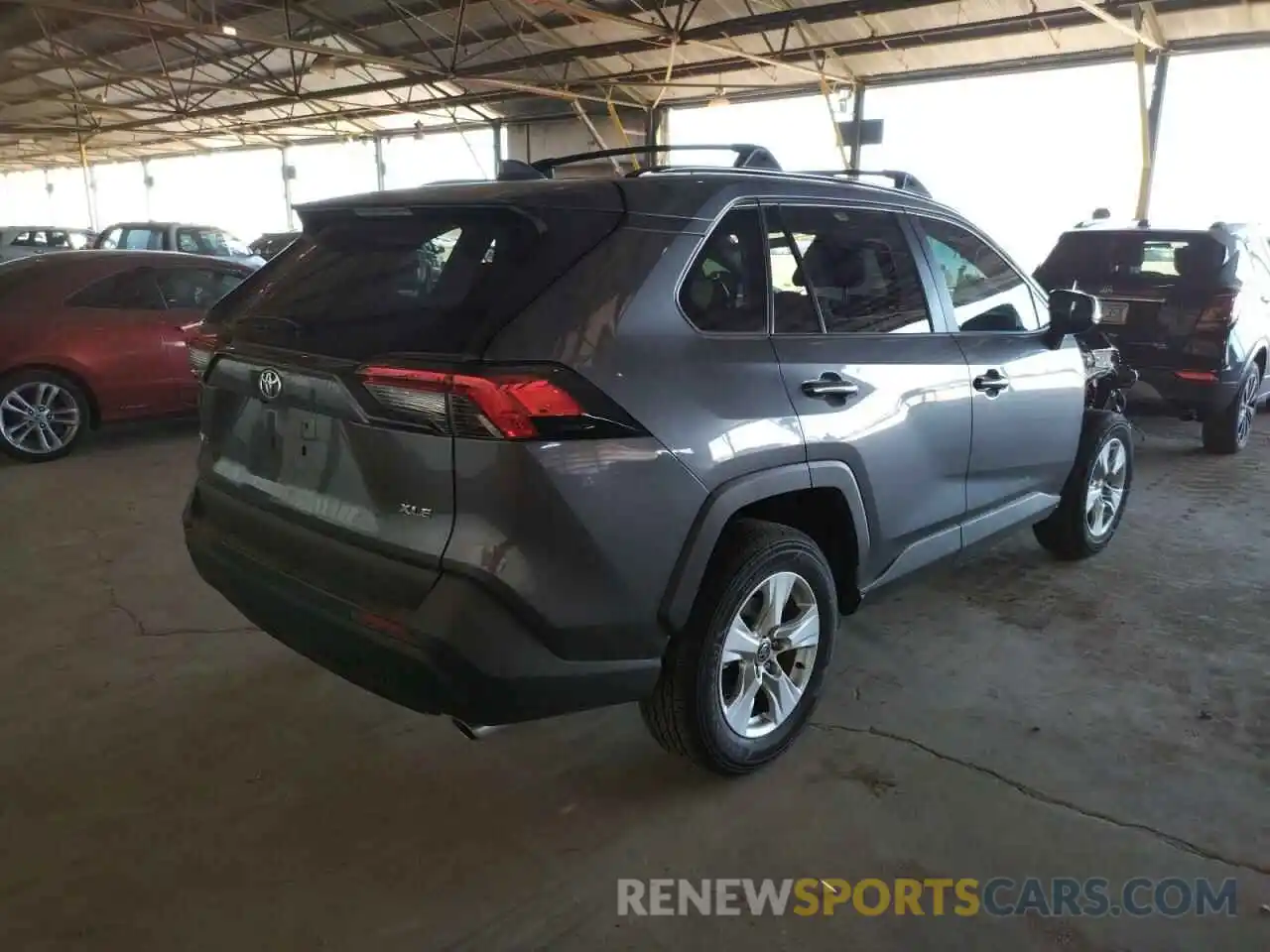 4 Photograph of a damaged car 2T3W1RFV6MC146811 TOYOTA RAV4 2021