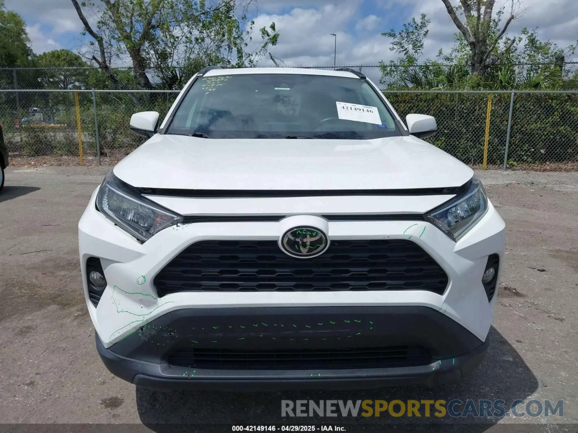 13 Photograph of a damaged car 2T3W1RFV6MC171885 TOYOTA RAV4 2021
