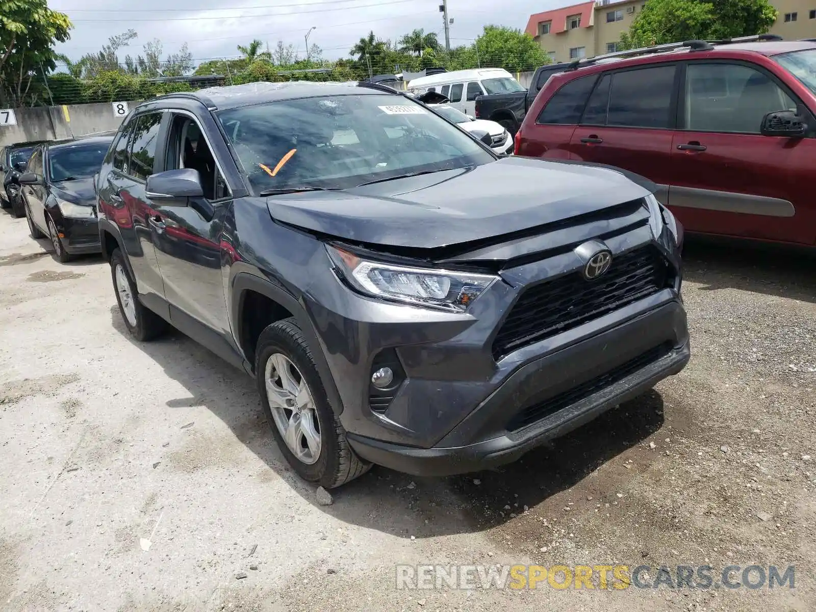 1 Photograph of a damaged car 2T3W1RFV6MW122801 TOYOTA RAV4 2021