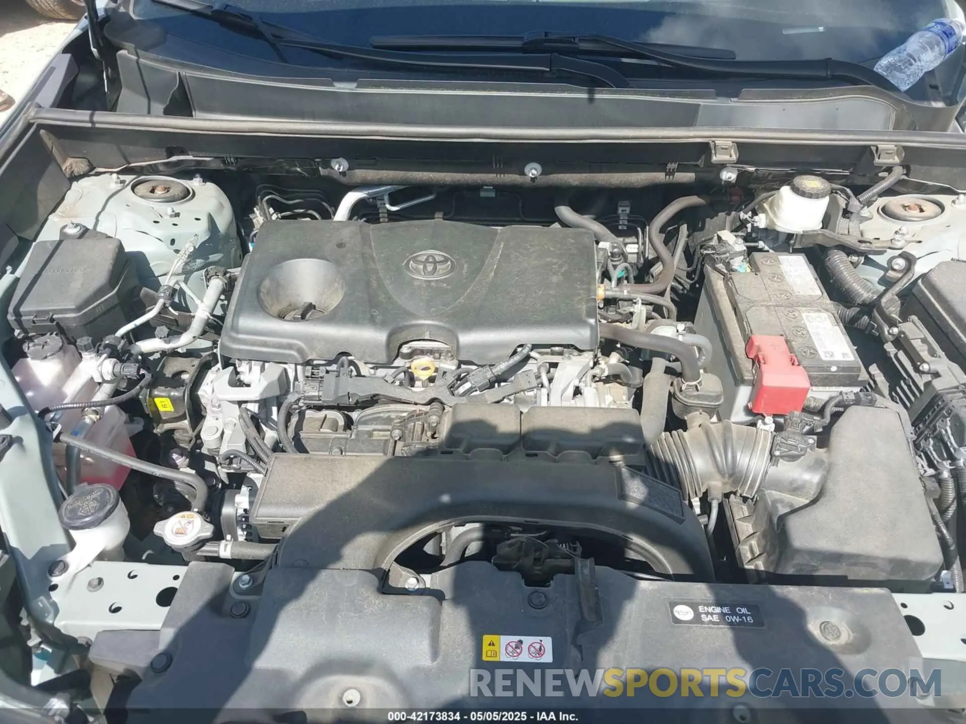 10 Photograph of a damaged car 2T3W1RFV6MW122829 TOYOTA RAV4 2021