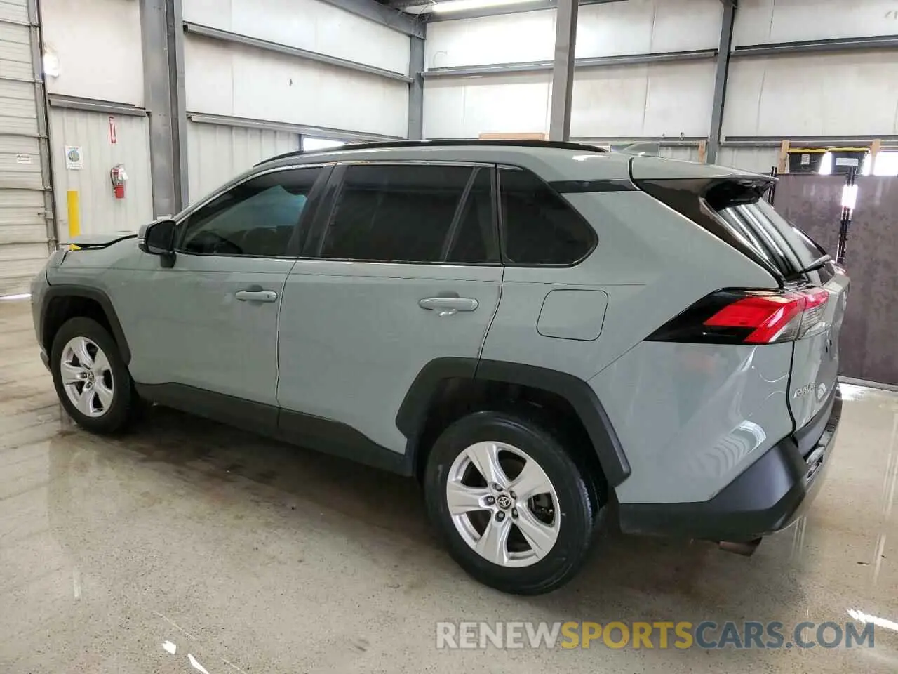 2 Photograph of a damaged car 2T3W1RFV6MW125973 TOYOTA RAV4 2021
