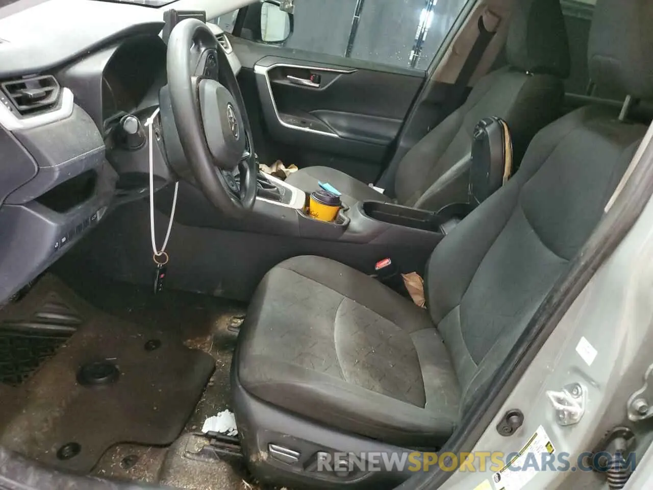 7 Photograph of a damaged car 2T3W1RFV6MW125973 TOYOTA RAV4 2021
