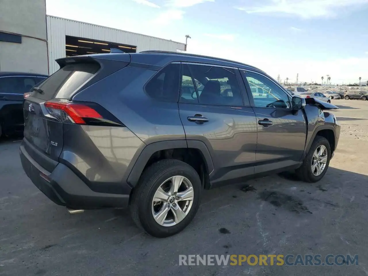 3 Photograph of a damaged car 2T3W1RFV6MW127657 TOYOTA RAV4 2021
