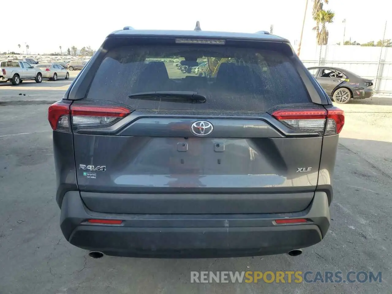 6 Photograph of a damaged car 2T3W1RFV6MW127657 TOYOTA RAV4 2021