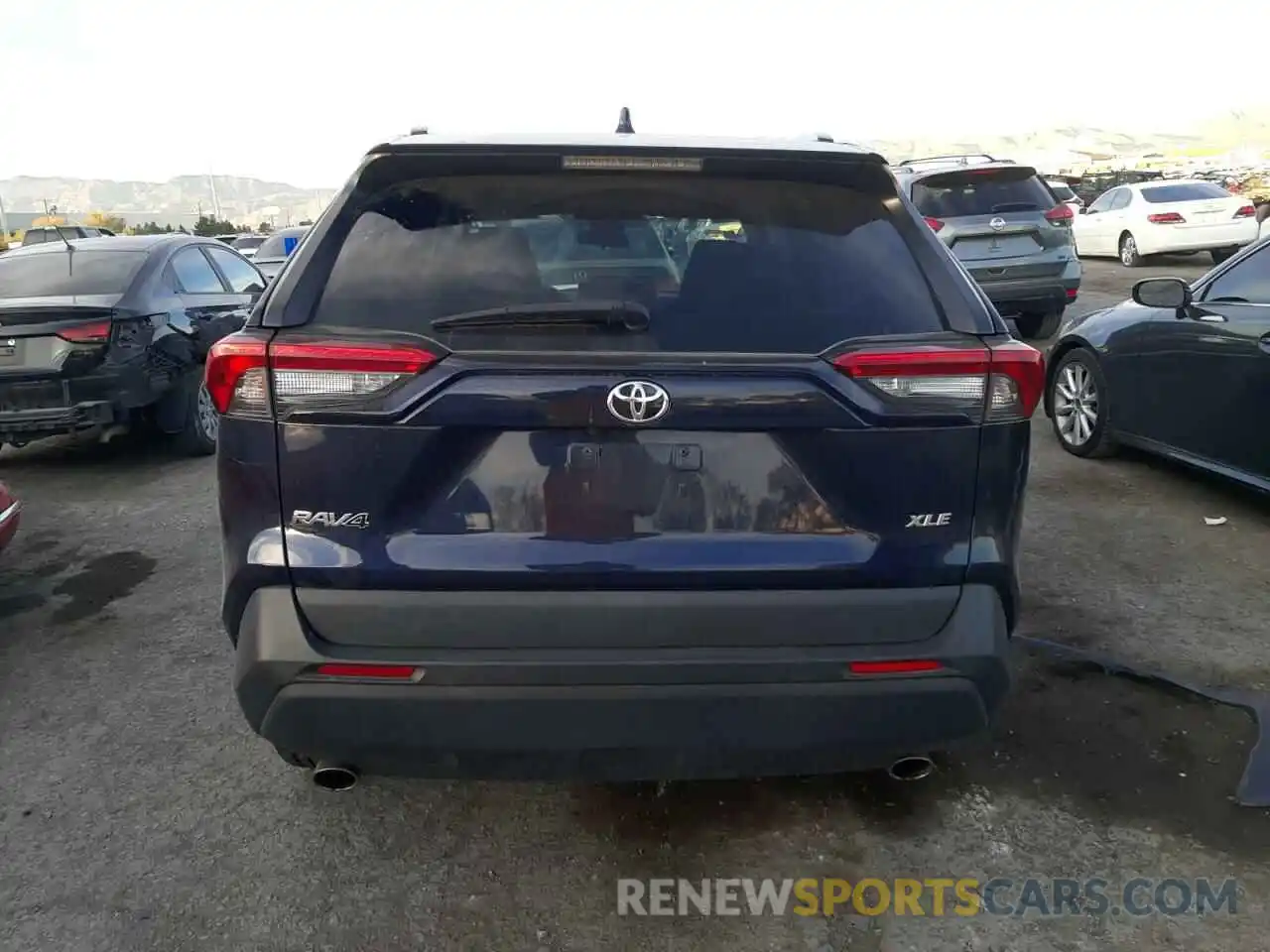 6 Photograph of a damaged car 2T3W1RFV6MW133572 TOYOTA RAV4 2021