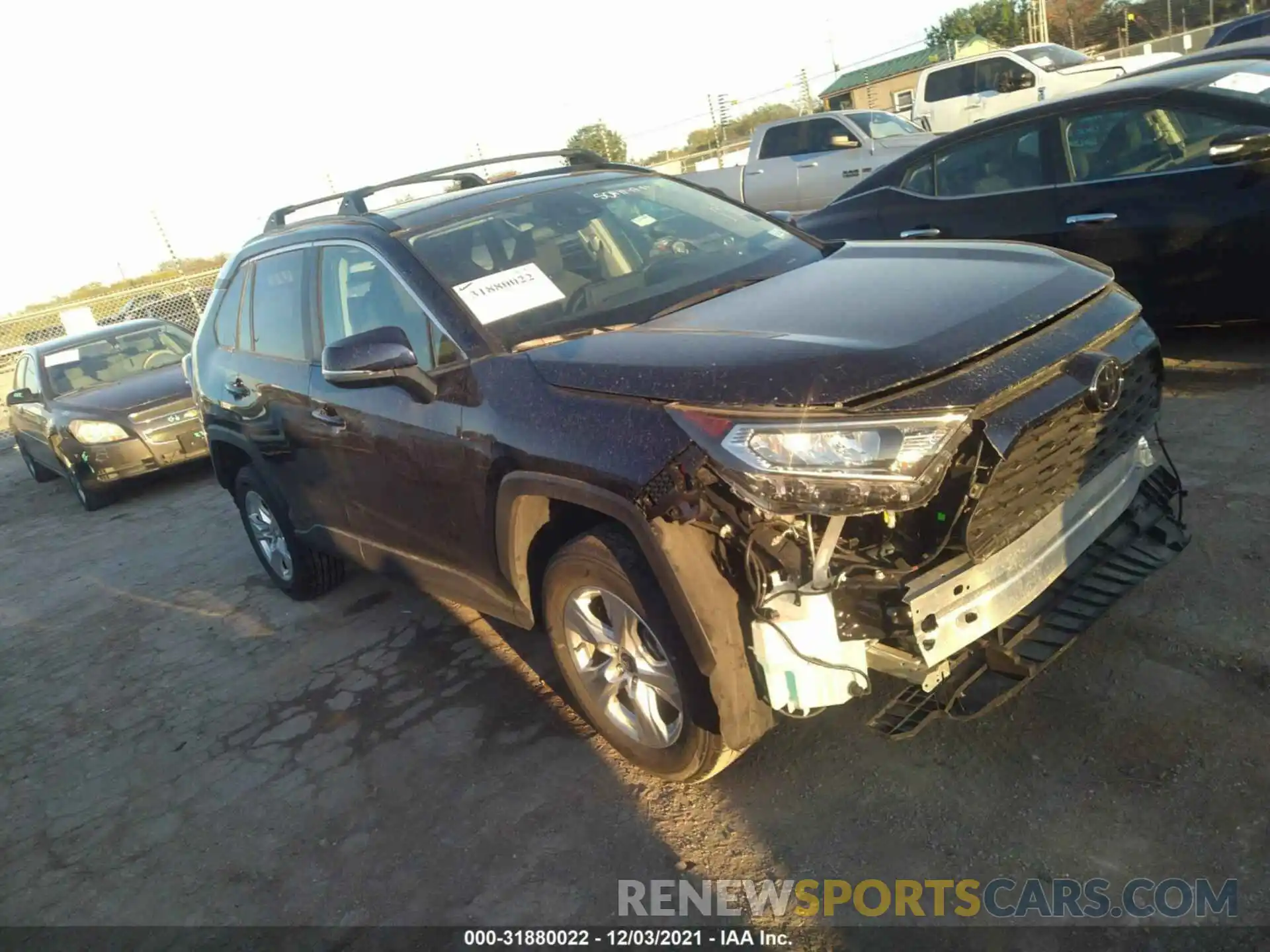 1 Photograph of a damaged car 2T3W1RFV6MW143034 TOYOTA RAV4 2021