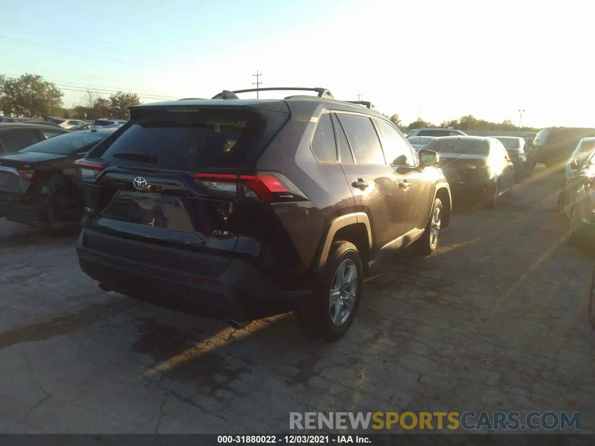 4 Photograph of a damaged car 2T3W1RFV6MW143034 TOYOTA RAV4 2021