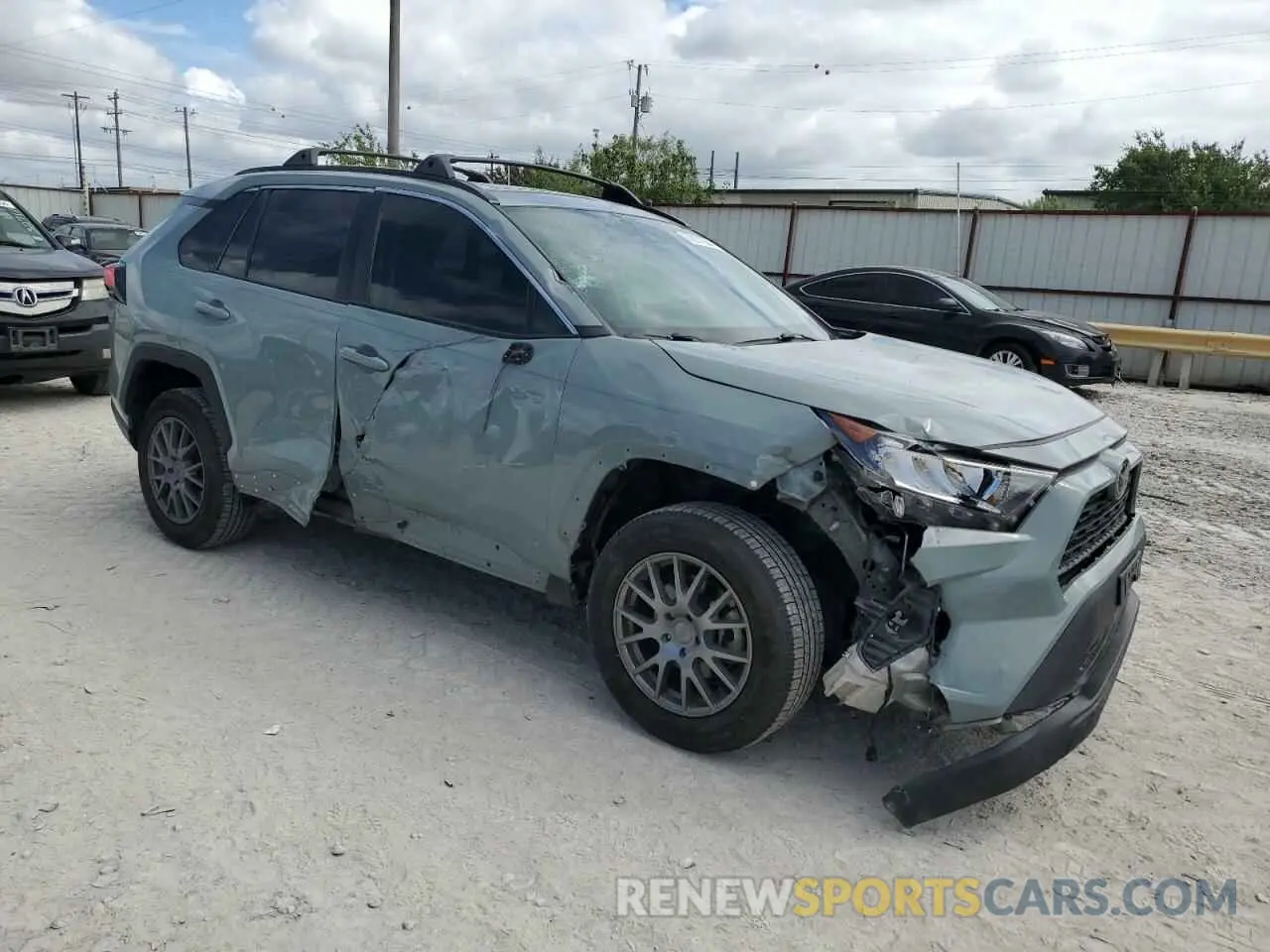 4 Photograph of a damaged car 2T3W1RFV6MW160724 TOYOTA RAV4 2021