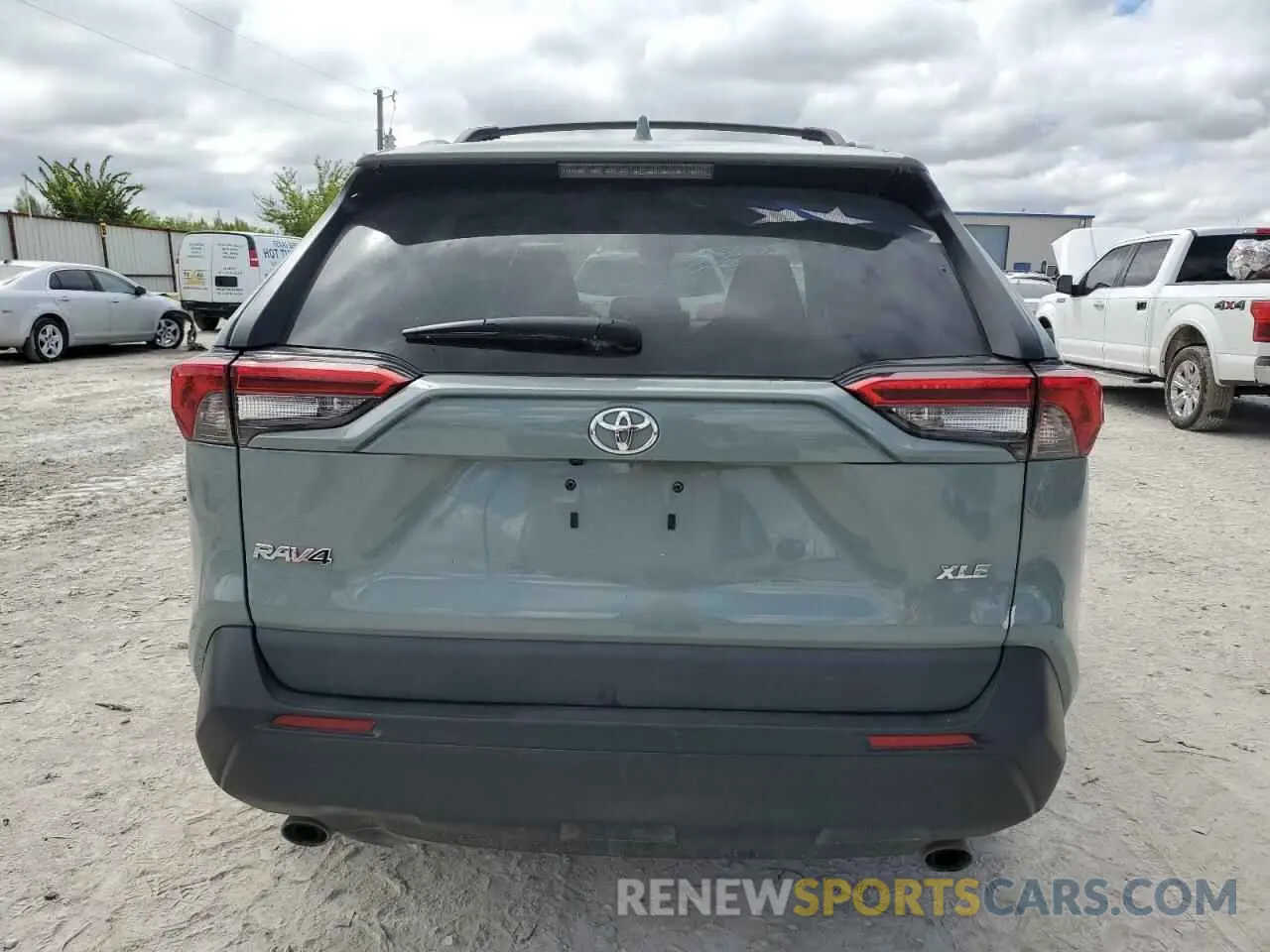 6 Photograph of a damaged car 2T3W1RFV6MW160724 TOYOTA RAV4 2021