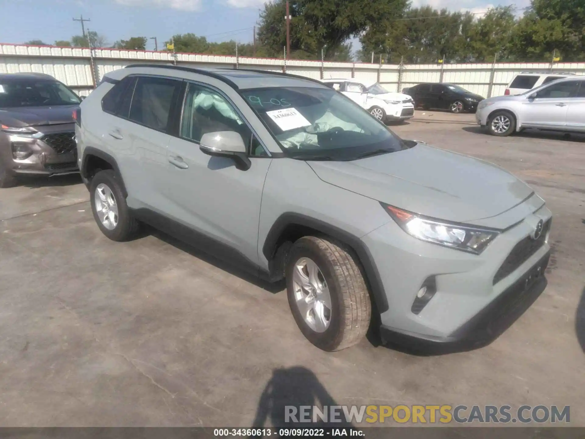 1 Photograph of a damaged car 2T3W1RFV6MW166510 TOYOTA RAV4 2021