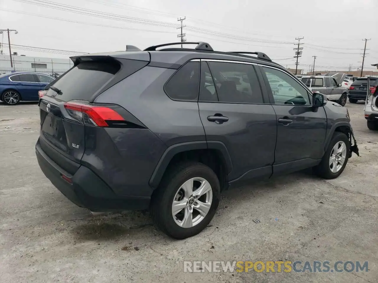 3 Photograph of a damaged car 2T3W1RFV6MW167575 TOYOTA RAV4 2021