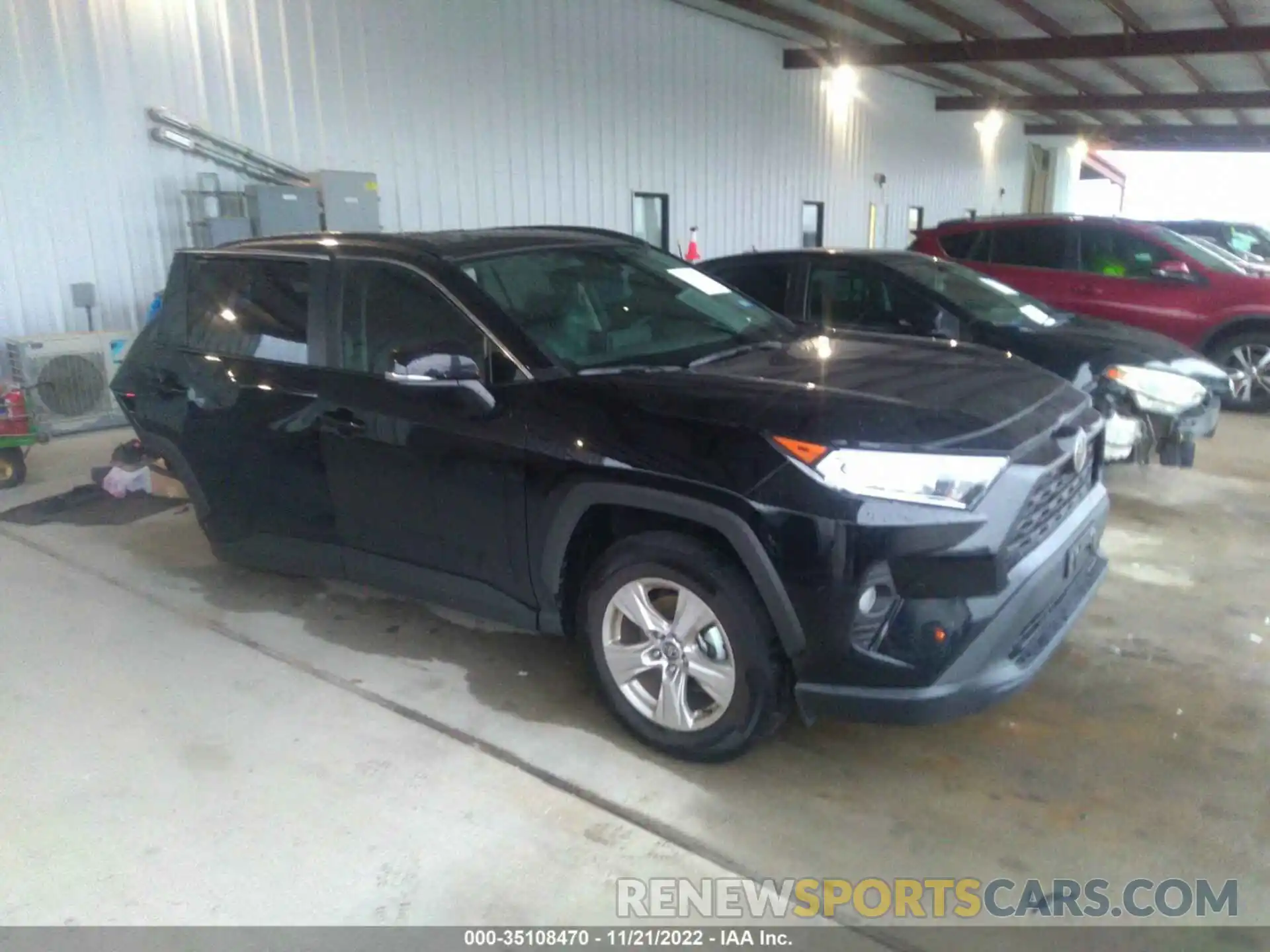 1 Photograph of a damaged car 2T3W1RFV6MW174252 TOYOTA RAV4 2021