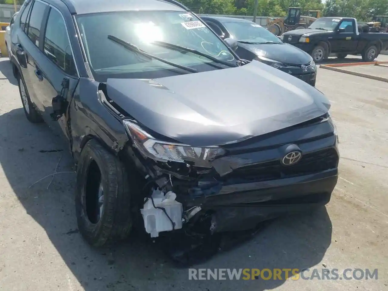 9 Photograph of a damaged car 2T3W1RFV7MC086148 TOYOTA RAV4 2021