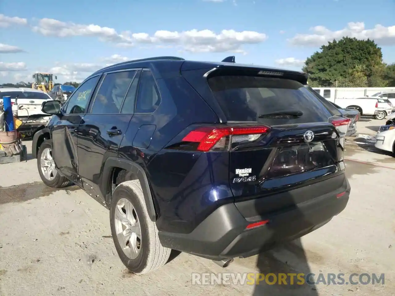 3 Photograph of a damaged car 2T3W1RFV7MC088353 TOYOTA RAV4 2021