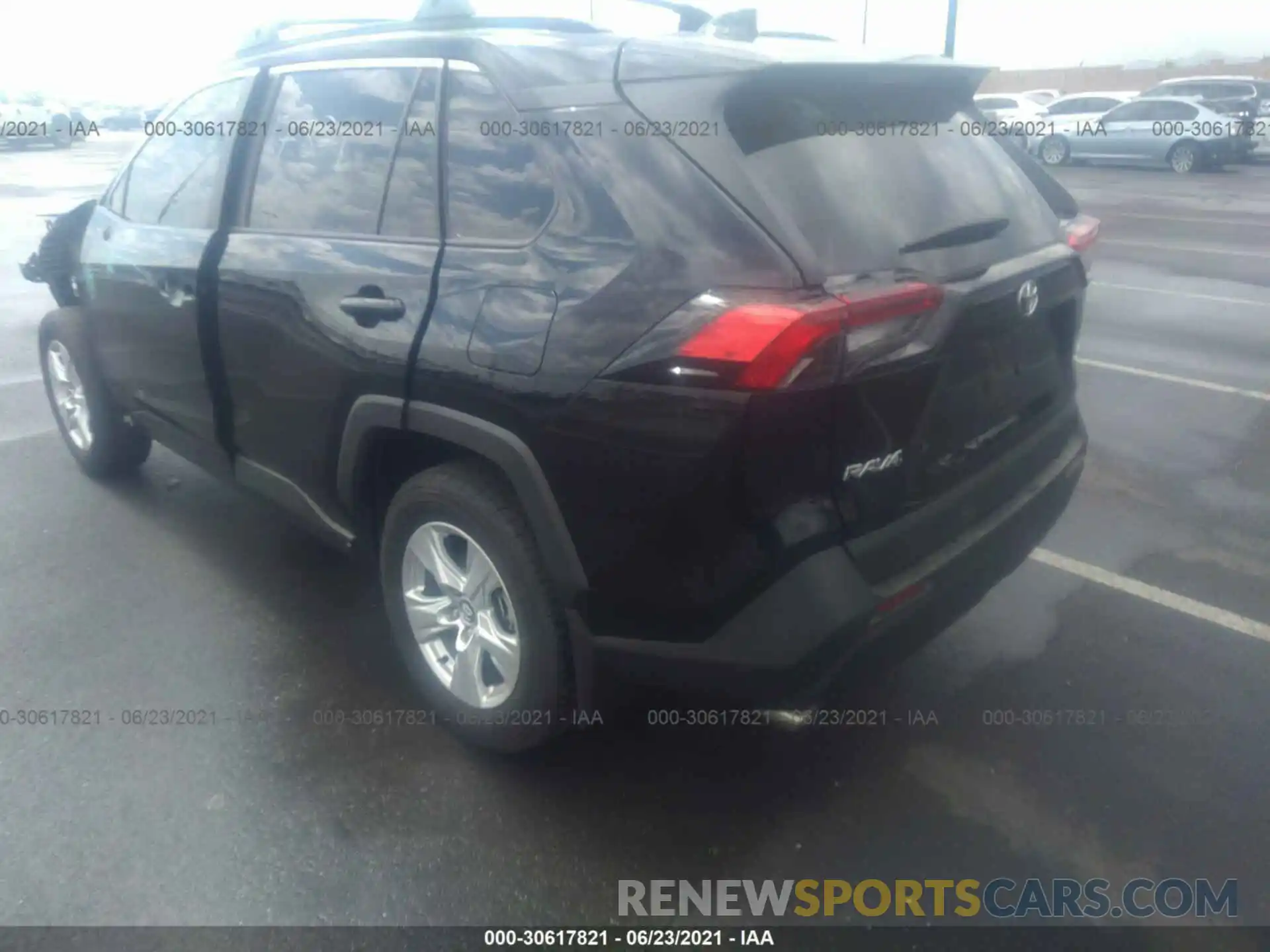 3 Photograph of a damaged car 2T3W1RFV7MC093794 TOYOTA RAV4 2021