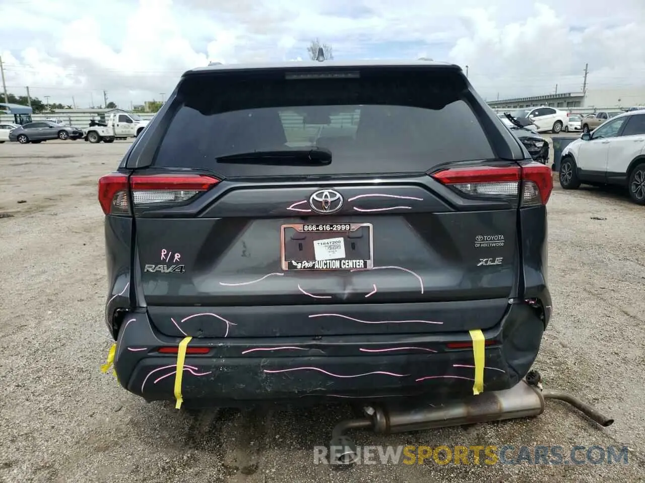6 Photograph of a damaged car 2T3W1RFV7MC095531 TOYOTA RAV4 2021