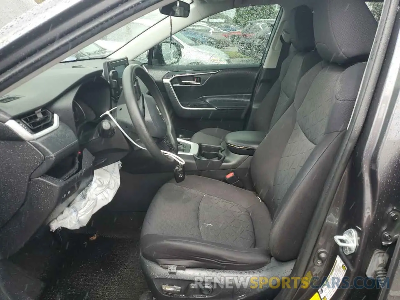 7 Photograph of a damaged car 2T3W1RFV7MC106883 TOYOTA RAV4 2021