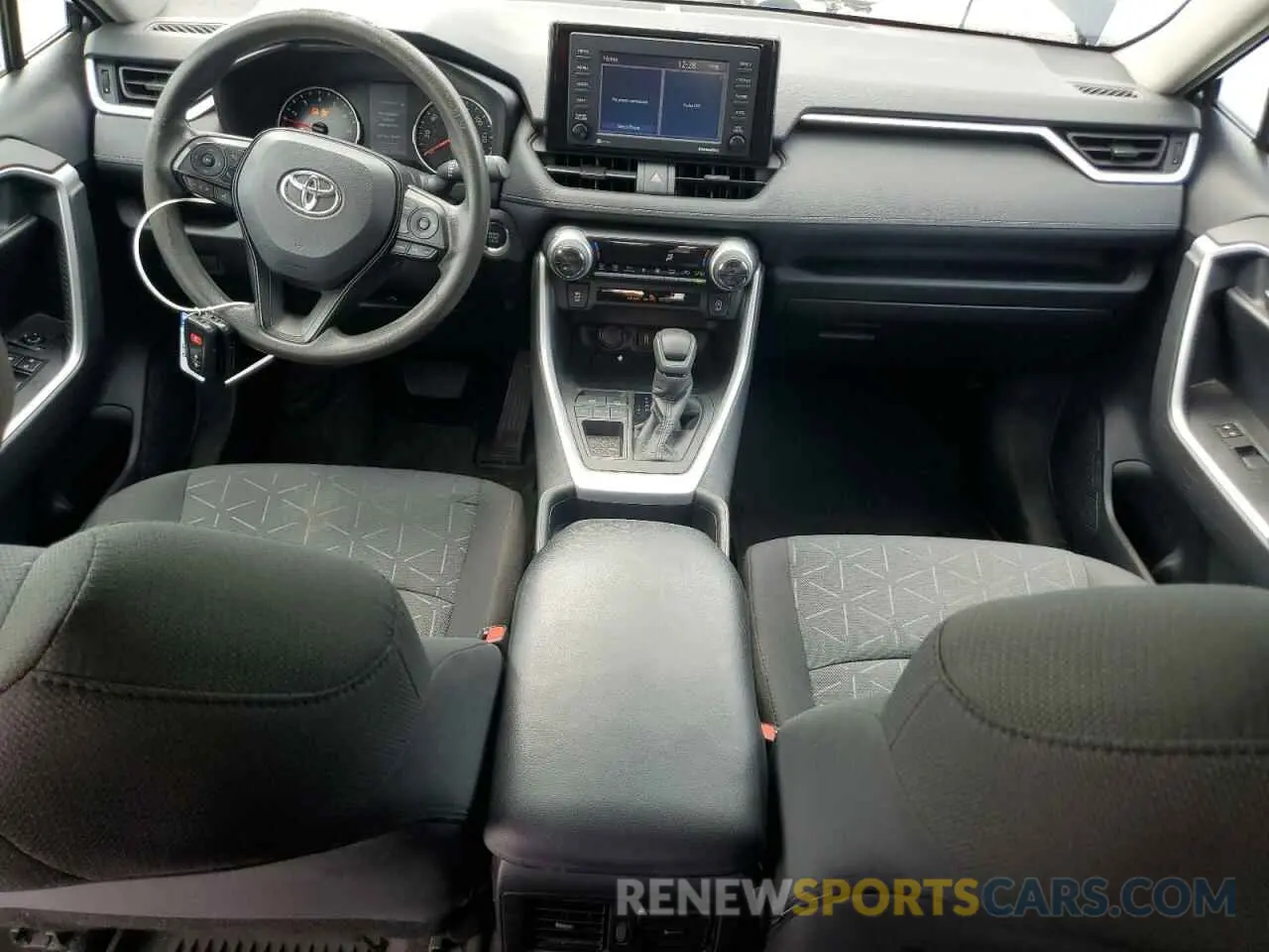 8 Photograph of a damaged car 2T3W1RFV7MC129774 TOYOTA RAV4 2021