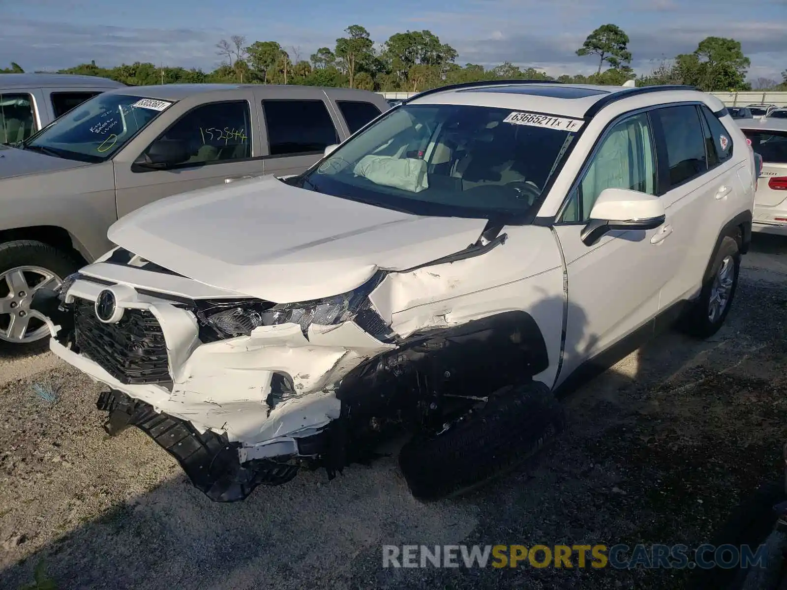 2 Photograph of a damaged car 2T3W1RFV7MC133033 TOYOTA RAV4 2021