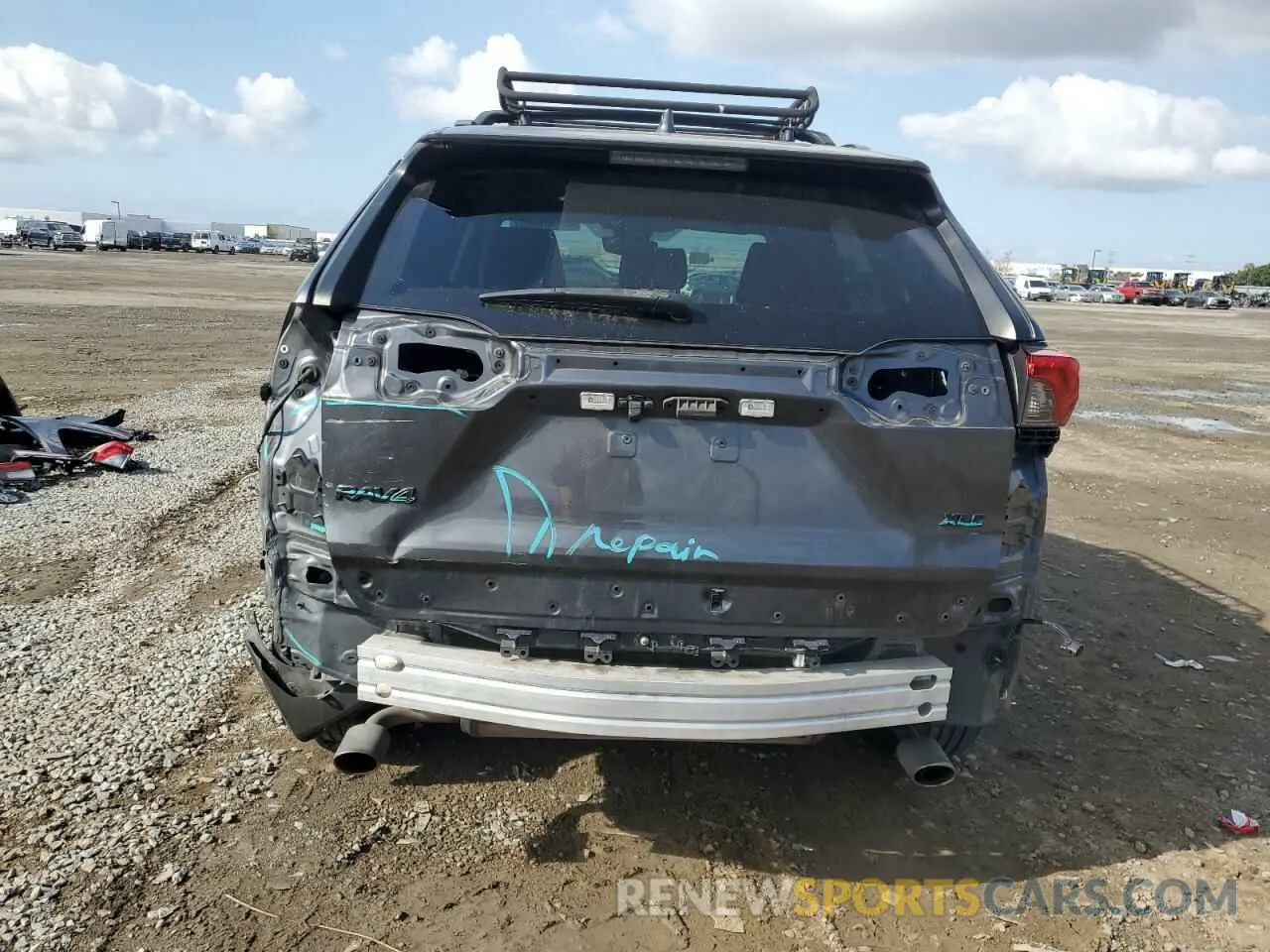 6 Photograph of a damaged car 2T3W1RFV7MC134120 TOYOTA RAV4 2021