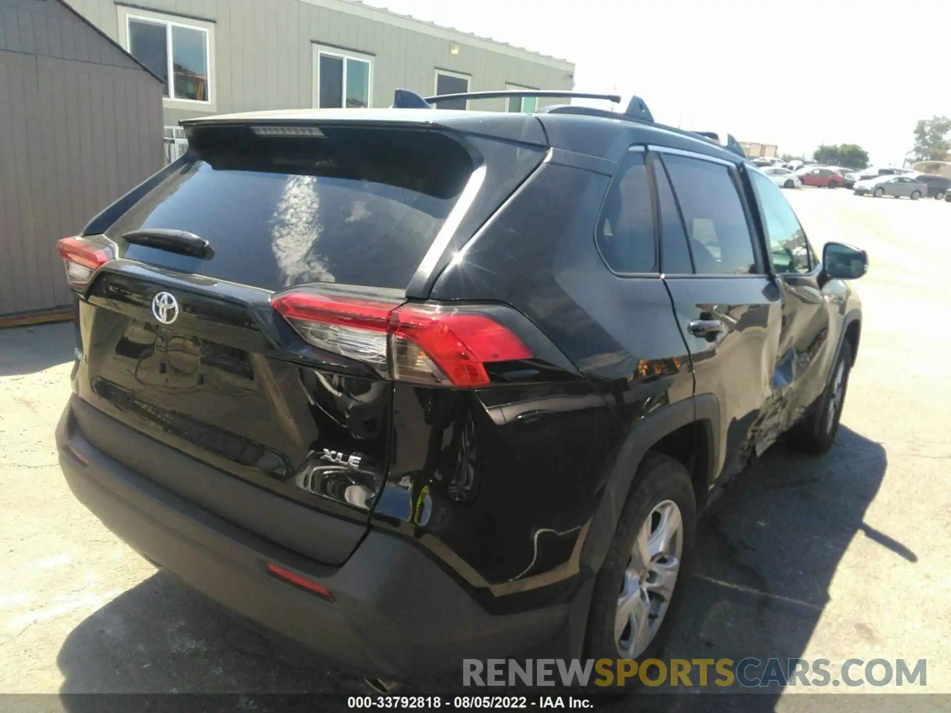 4 Photograph of a damaged car 2T3W1RFV7MC153296 TOYOTA RAV4 2021