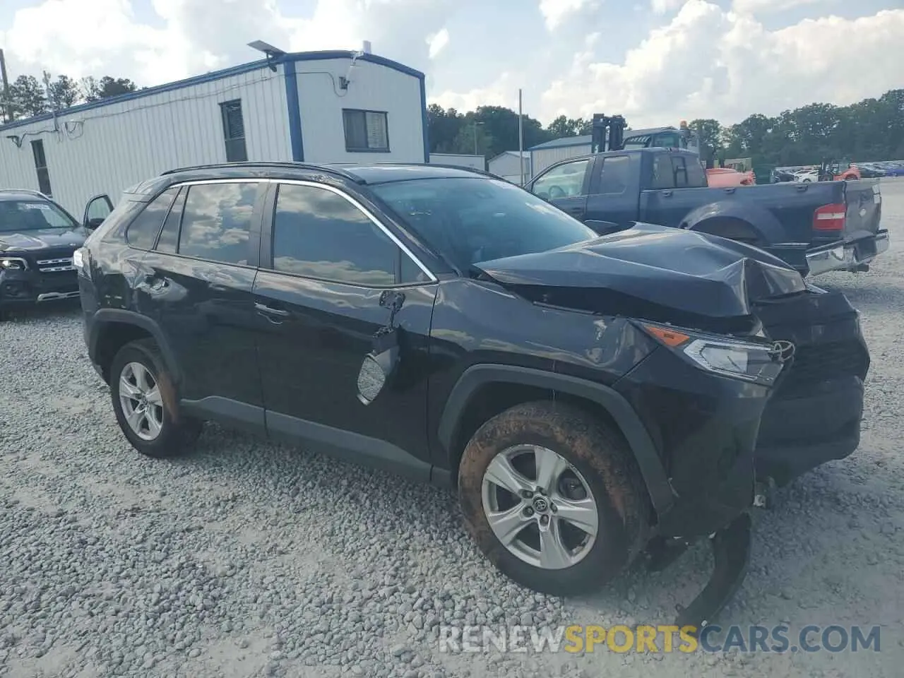4 Photograph of a damaged car 2T3W1RFV7MC158398 TOYOTA RAV4 2021