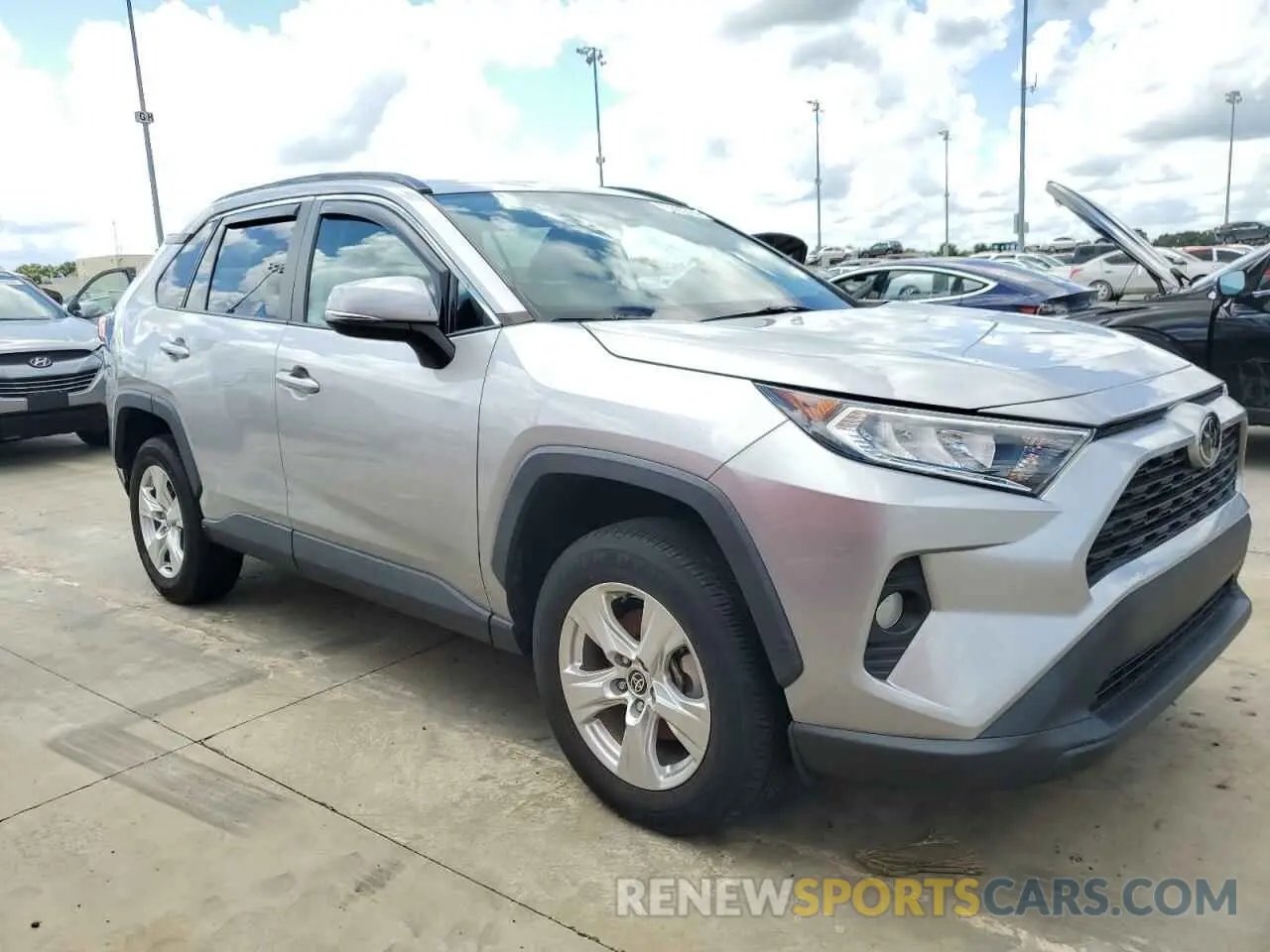 4 Photograph of a damaged car 2T3W1RFV7MC161138 TOYOTA RAV4 2021