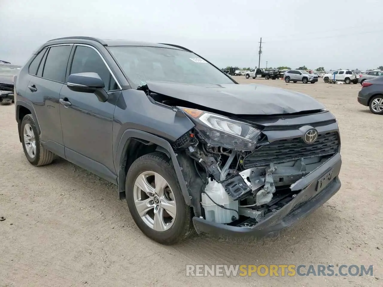 4 Photograph of a damaged car 2T3W1RFV7MC162354 TOYOTA RAV4 2021