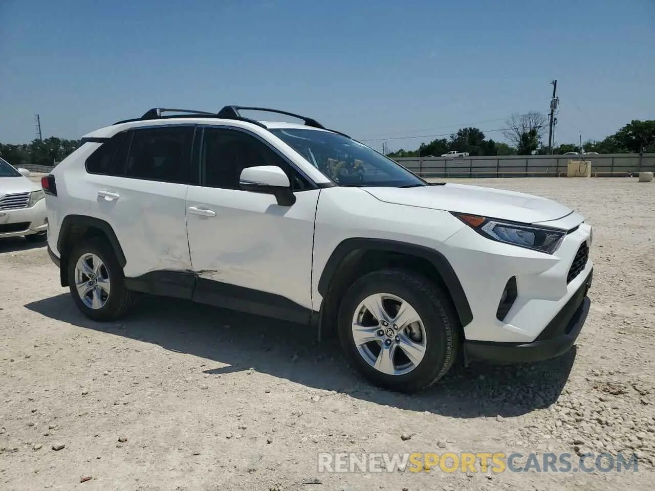 4 Photograph of a damaged car 2T3W1RFV7MC163553 TOYOTA RAV4 2021
