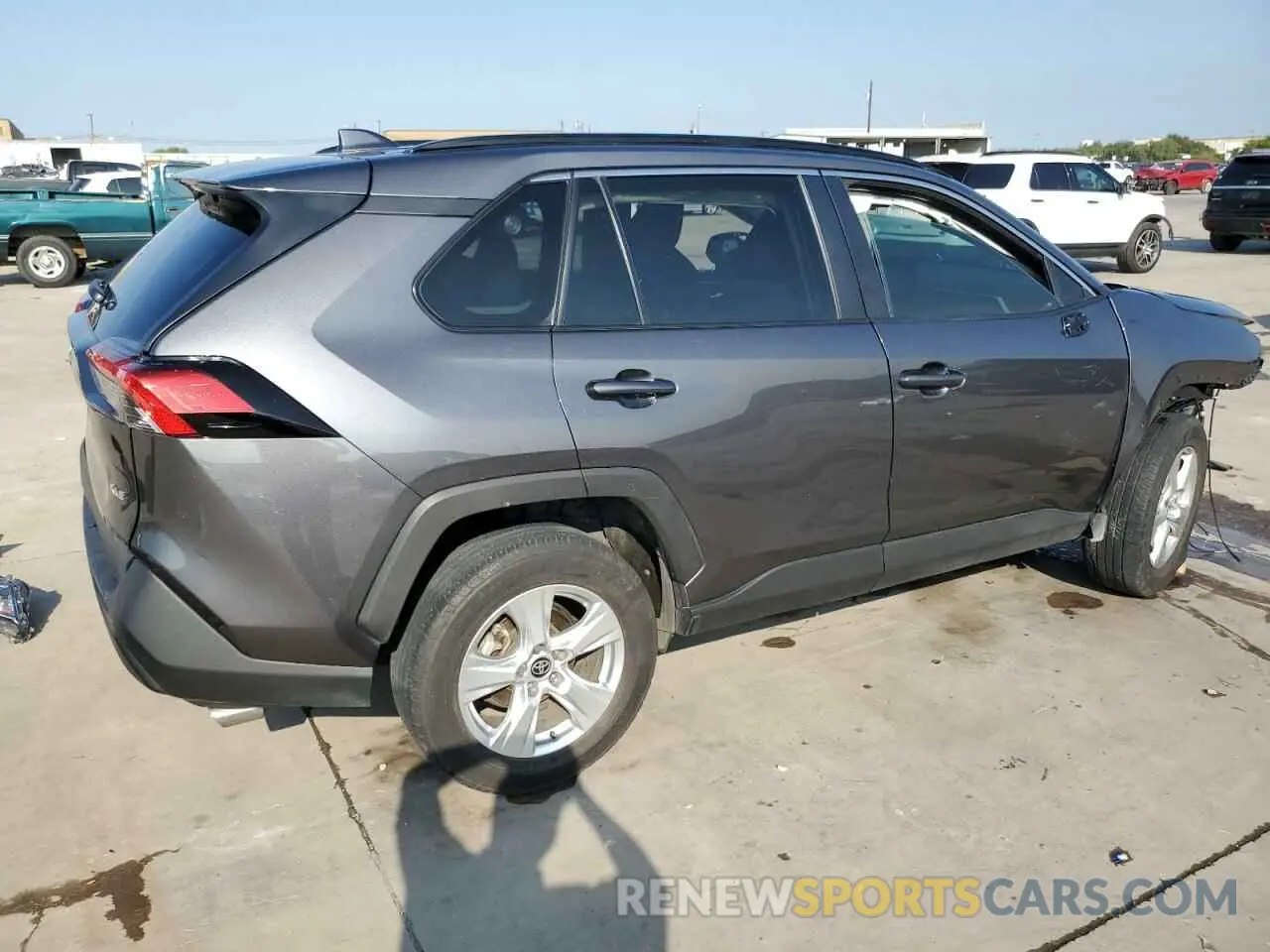 3 Photograph of a damaged car 2T3W1RFV7MC163763 TOYOTA RAV4 2021