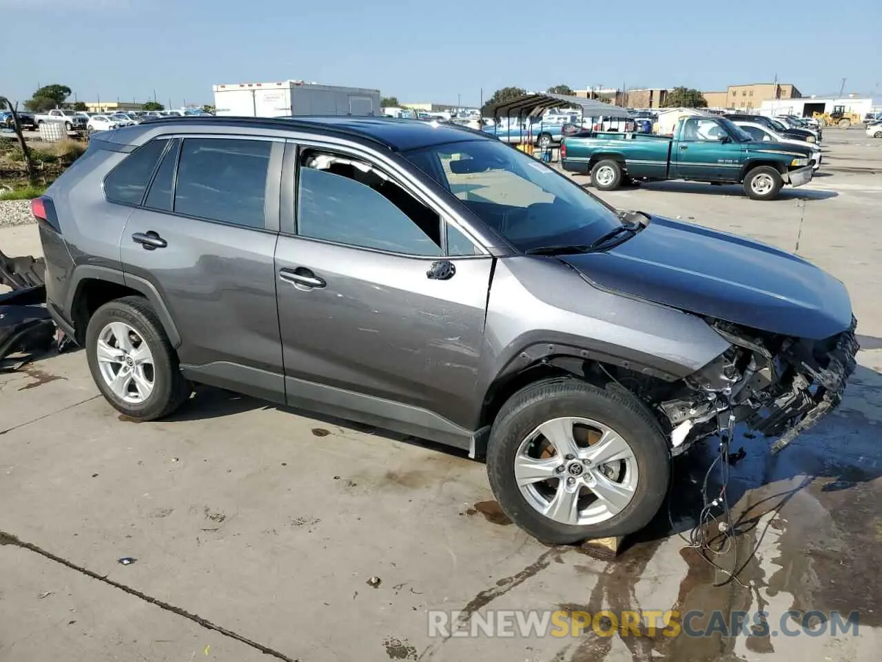 4 Photograph of a damaged car 2T3W1RFV7MC163763 TOYOTA RAV4 2021