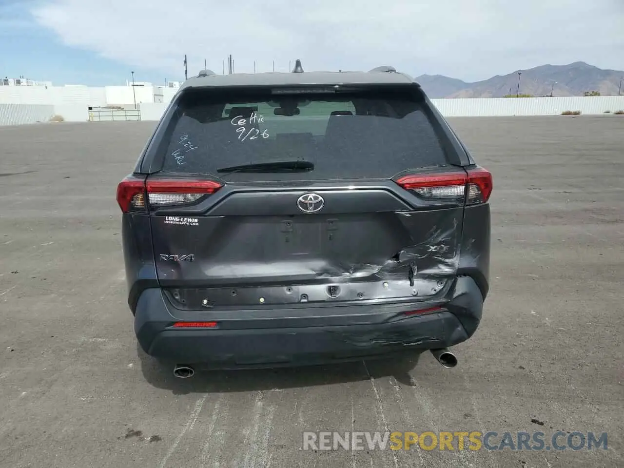 6 Photograph of a damaged car 2T3W1RFV7MC163987 TOYOTA RAV4 2021