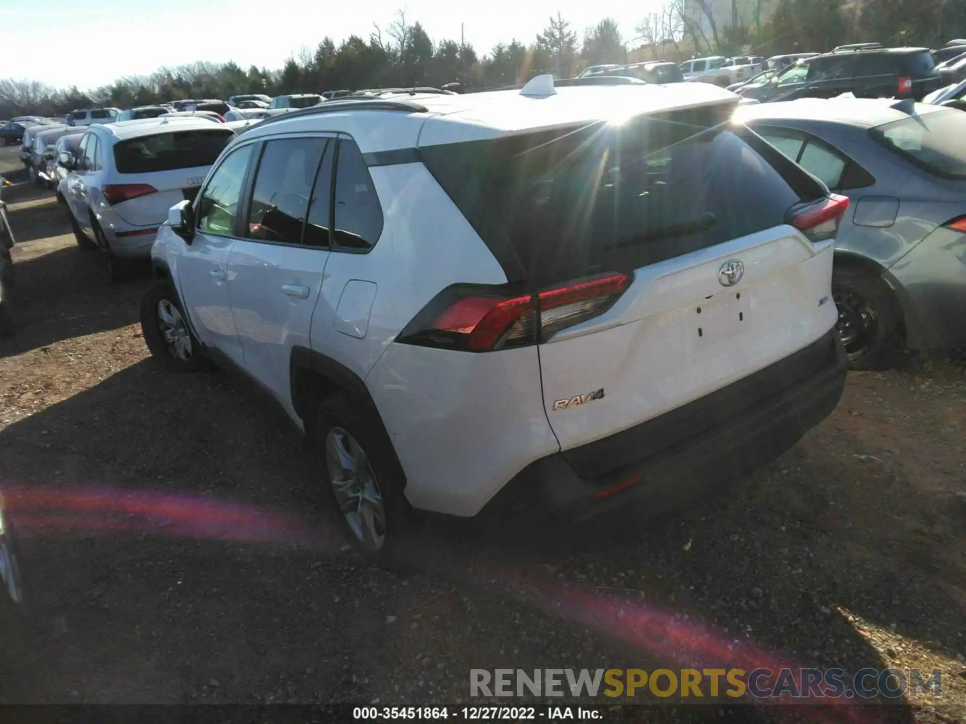 3 Photograph of a damaged car 2T3W1RFV7MW112522 TOYOTA RAV4 2021