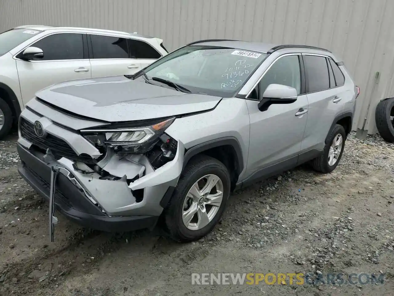 1 Photograph of a damaged car 2T3W1RFV7MW115288 TOYOTA RAV4 2021