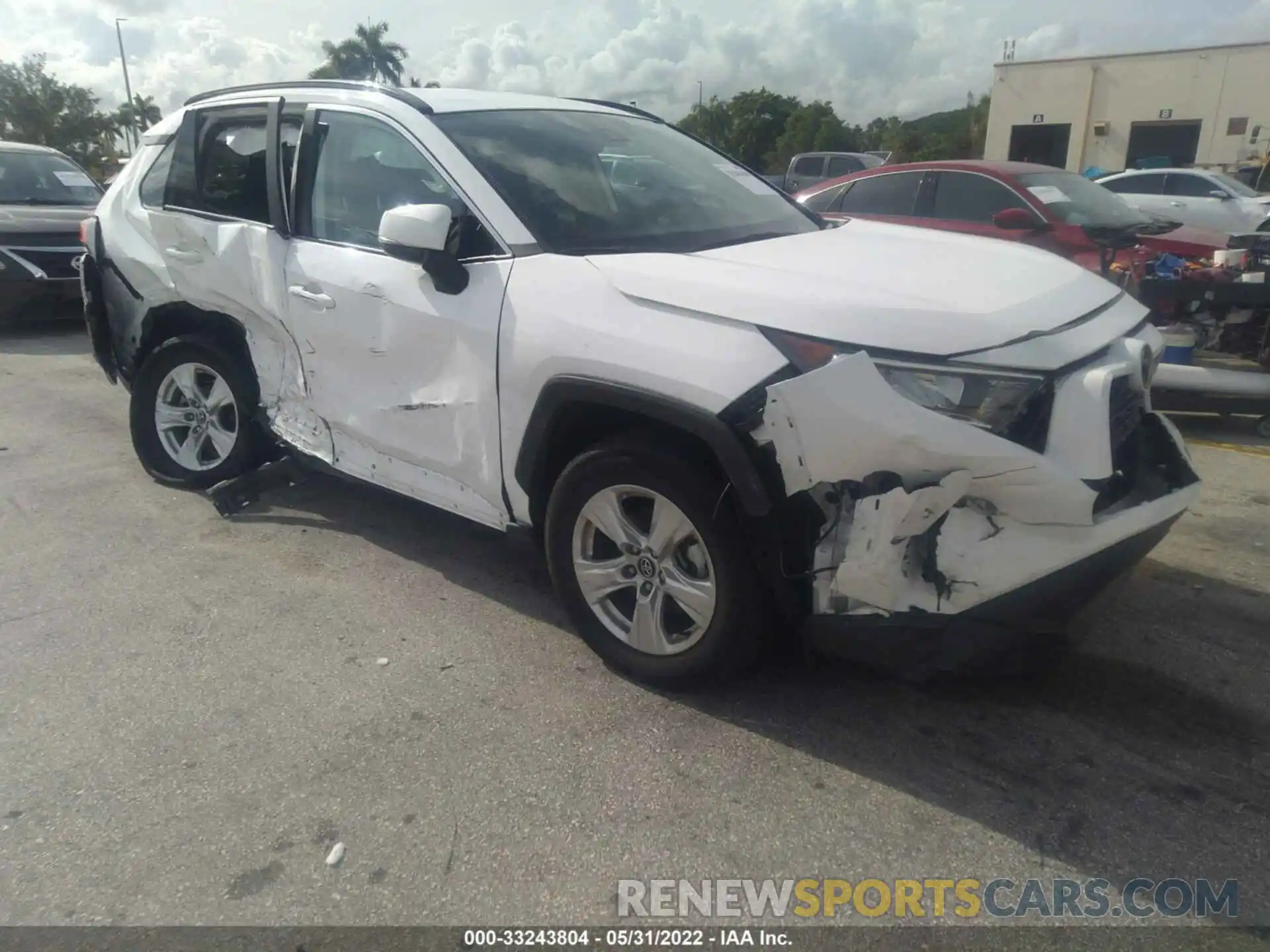 1 Photograph of a damaged car 2T3W1RFV7MW117445 TOYOTA RAV4 2021