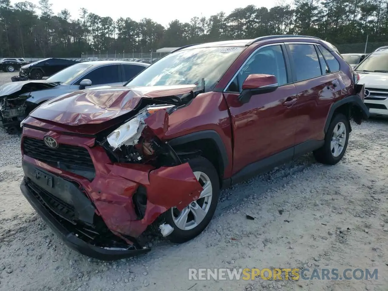1 Photograph of a damaged car 2T3W1RFV7MW120054 TOYOTA RAV4 2021