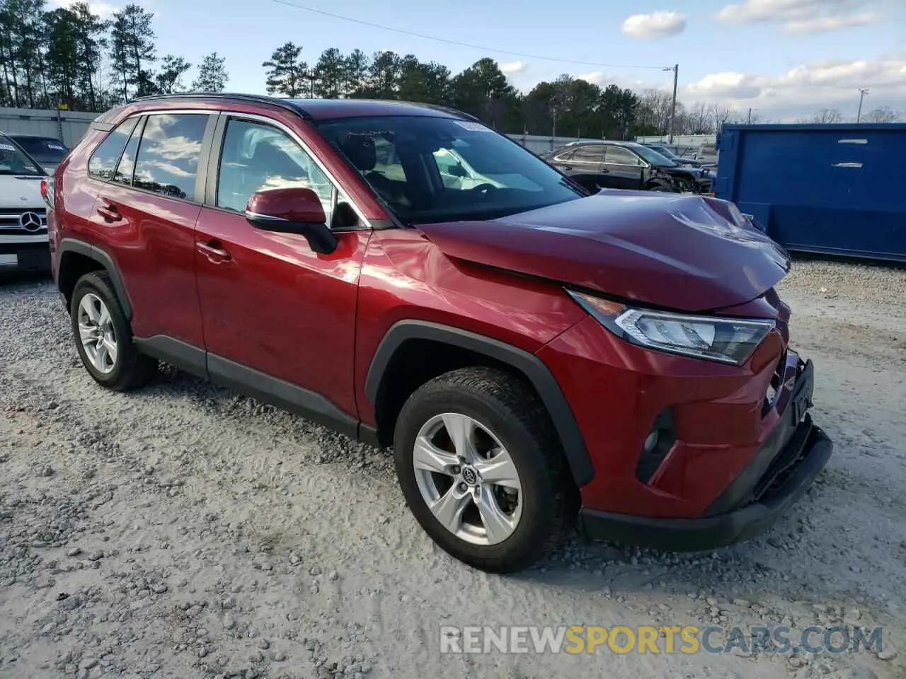 4 Photograph of a damaged car 2T3W1RFV7MW120054 TOYOTA RAV4 2021
