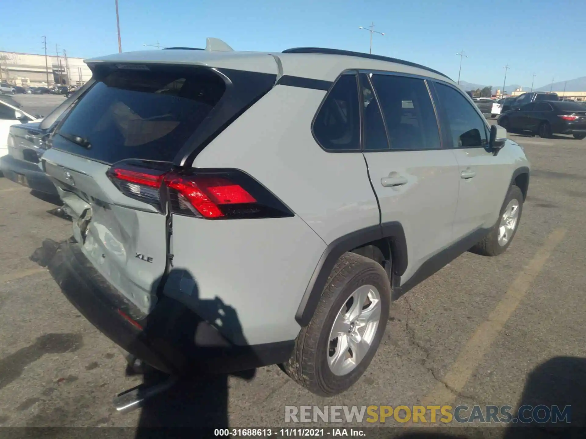 4 Photograph of a damaged car 2T3W1RFV7MW121415 TOYOTA RAV4 2021