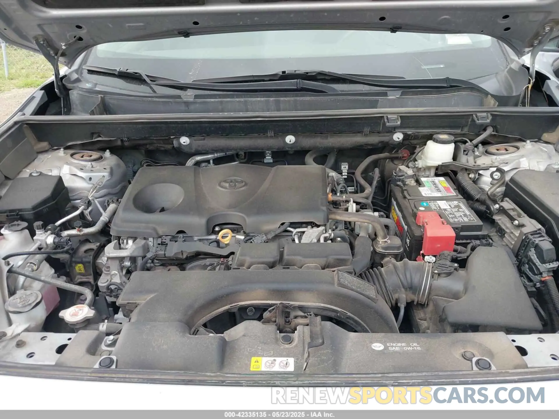 10 Photograph of a damaged car 2T3W1RFV7MW123018 TOYOTA RAV4 2021